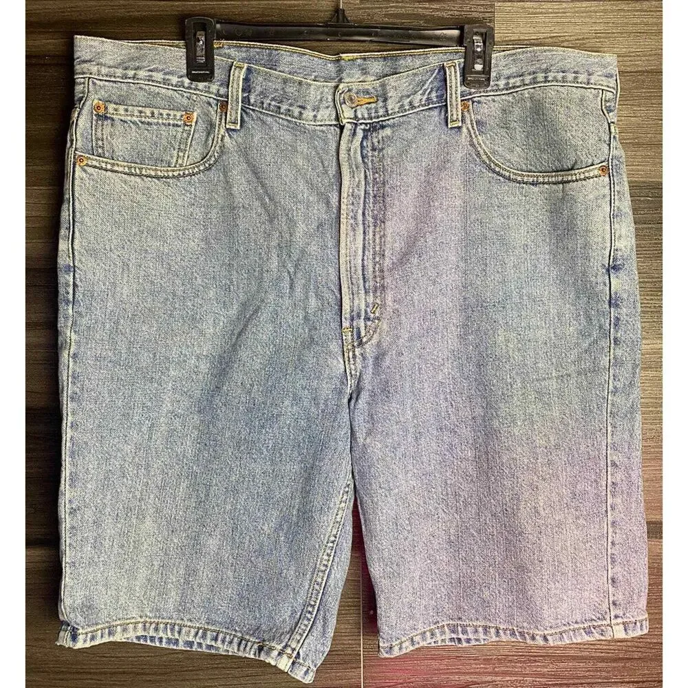 Levi 505 Jean shorts. Straight Fit, Blue Denim‎ Shorts, Size 42, 100% Cotton.